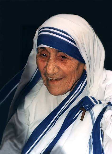 CSA_ksol's tweet photo. International Day of Charity : Remembering the greatest humanitarian
Mother Teresa needs no introduction. Regarded as the greatest humanitarian, she was a mother figure to millions.
“Kind words can be short and easy to speak, but their echoes are truly endless.” - Mother Teresa https://t.co/gNDHdQlFmE