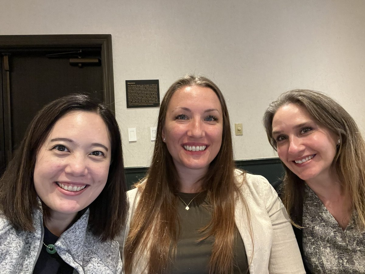 So happy to meet up with <a href="/DrMStiegler/">Marjorie Stiegler MD</a> and <a href="/AmyPearsonMD/">Amy Pearson, MD, FASA</a> at the <a href="/APSForg/">APSF</a> Board meeting! <a href="/ABechtelMD/">Allison J Bechtel, MD</a> we miss you! #WomenInMedicine #anesthesiologist <a href="/womenMDinanesth/">Women in Anesthesiology</a>