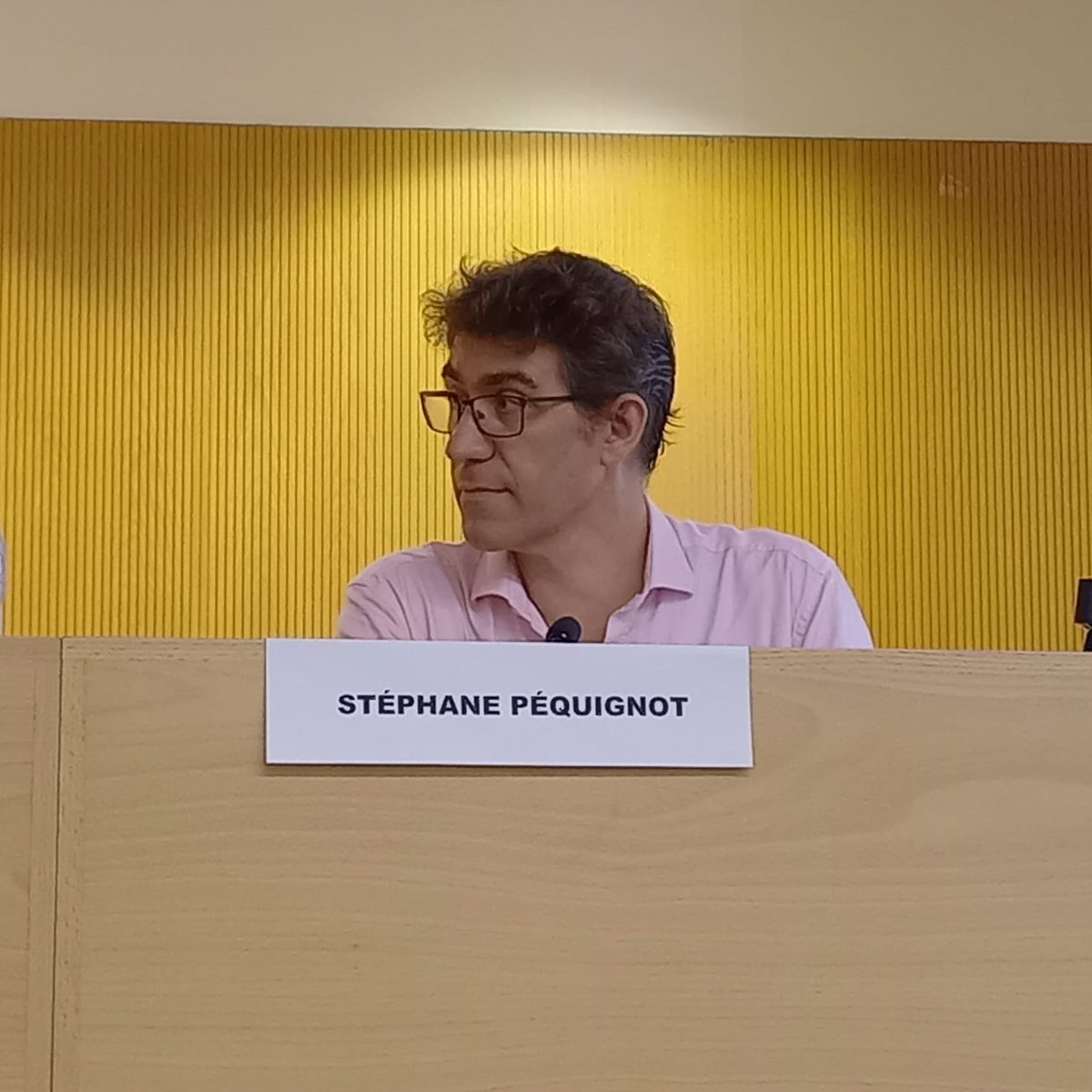 gramp_ub's tweet photo. Stéphane Péquignot @EPHE_PSL , ens ha parlat de Les diplomàcies urbanes. El cas de la Corona d'Aragó (s. XIII-XV). Tot seguit, Francesco Senatore @UninaIT ha fet referència a les diplomàcies del Regne de Nàpols (s. XV-XVI). 

@summerschoolmed @GH_UB https://t.co/HcEp1Re1qQ