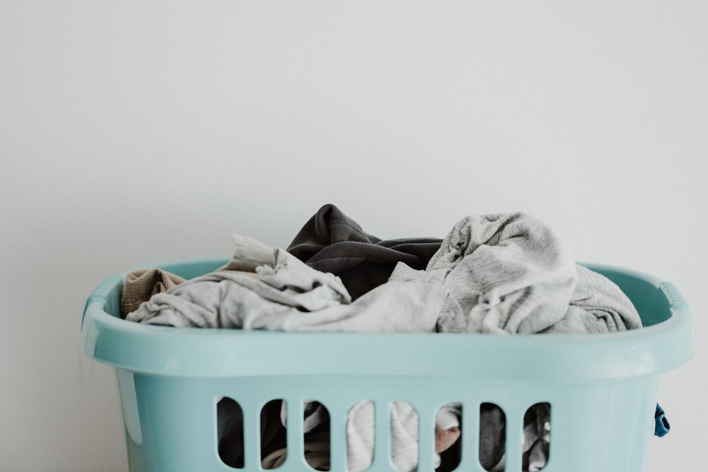 DoMy_Laundry's tweet photo. A reliable laundry service provider can help handle your dirty laundry and free up your time to focus on the things you enjoy most.

Read more 👉 https://t.co/ASnbxAQNmI

#DryLaundryService #DirtyLaundry #TorontoResident #DryCleaning #Laundromat #LaundryServices https://t.co/HPHrfzS9gL