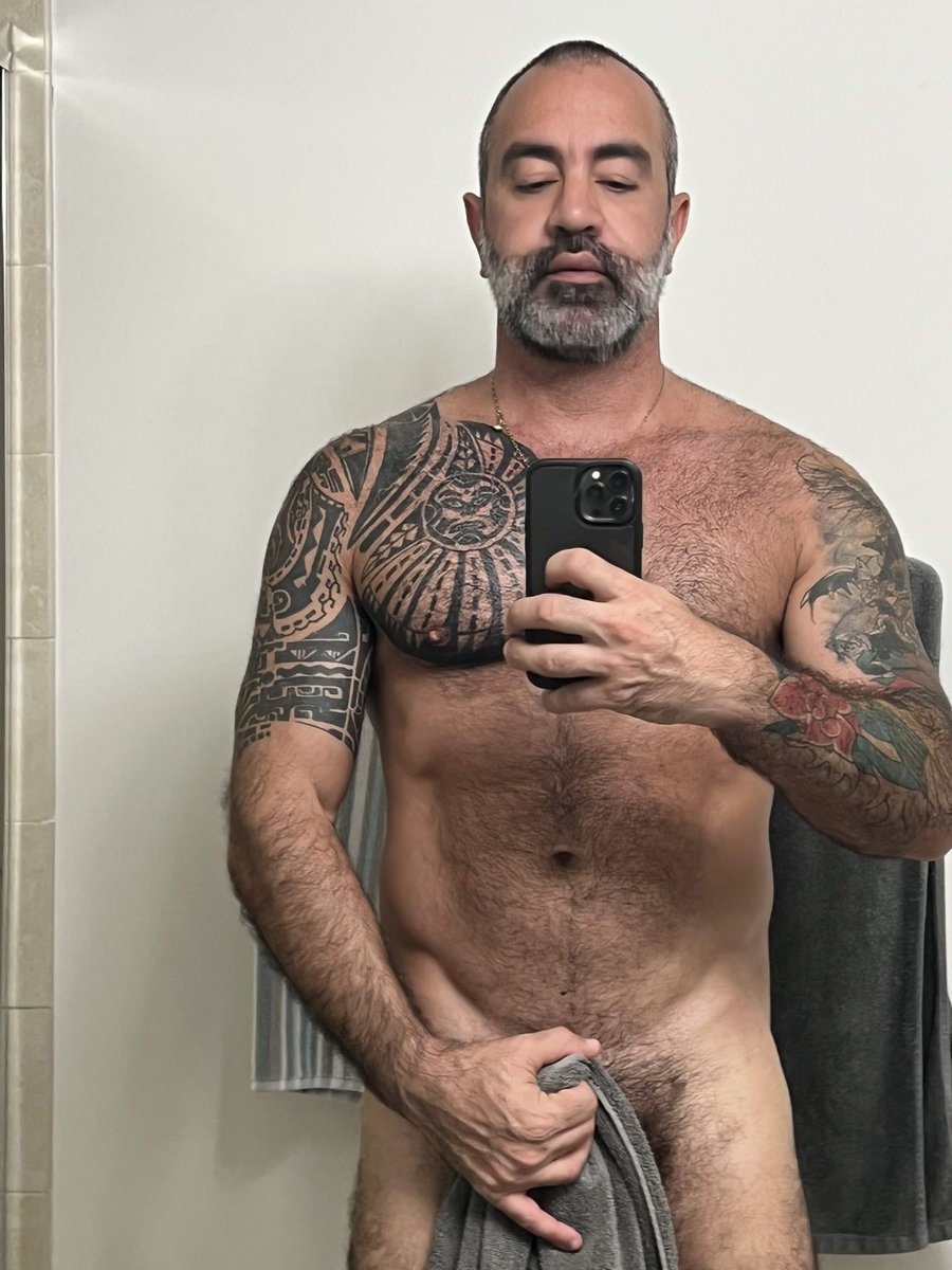 DINONYCHK's tweet photo. GMorning Ready to jump in the shower 
Who wants to shower 🚿 with me 
Access ➡️ https://t.co/gueSMB1Gj2 https://t.co/38DislSI5N