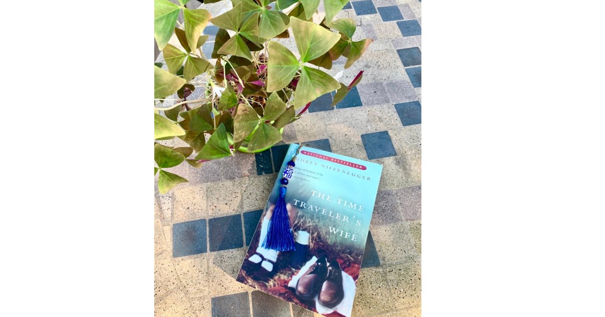 BRUNNERWORKS's tweet photo. 📖 Happy National Read a Book Day! Did you know that reading improves memory and concentration while reducing stress? Not bad... Share with us what our next page-turner should be, and check out these two recos from us! 
#brunner #readabookday https://t.co/WBVd6RW4GT