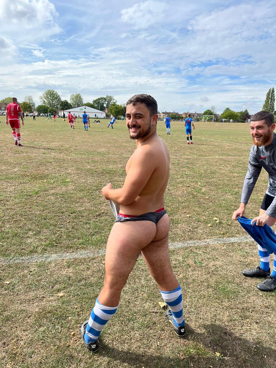 7-1 win this morning against Buffs.

⚽️⚽️ Toleman 
⚽️ Carlton, Brad, DP7, Brandon, Tristan 

#UpThePark