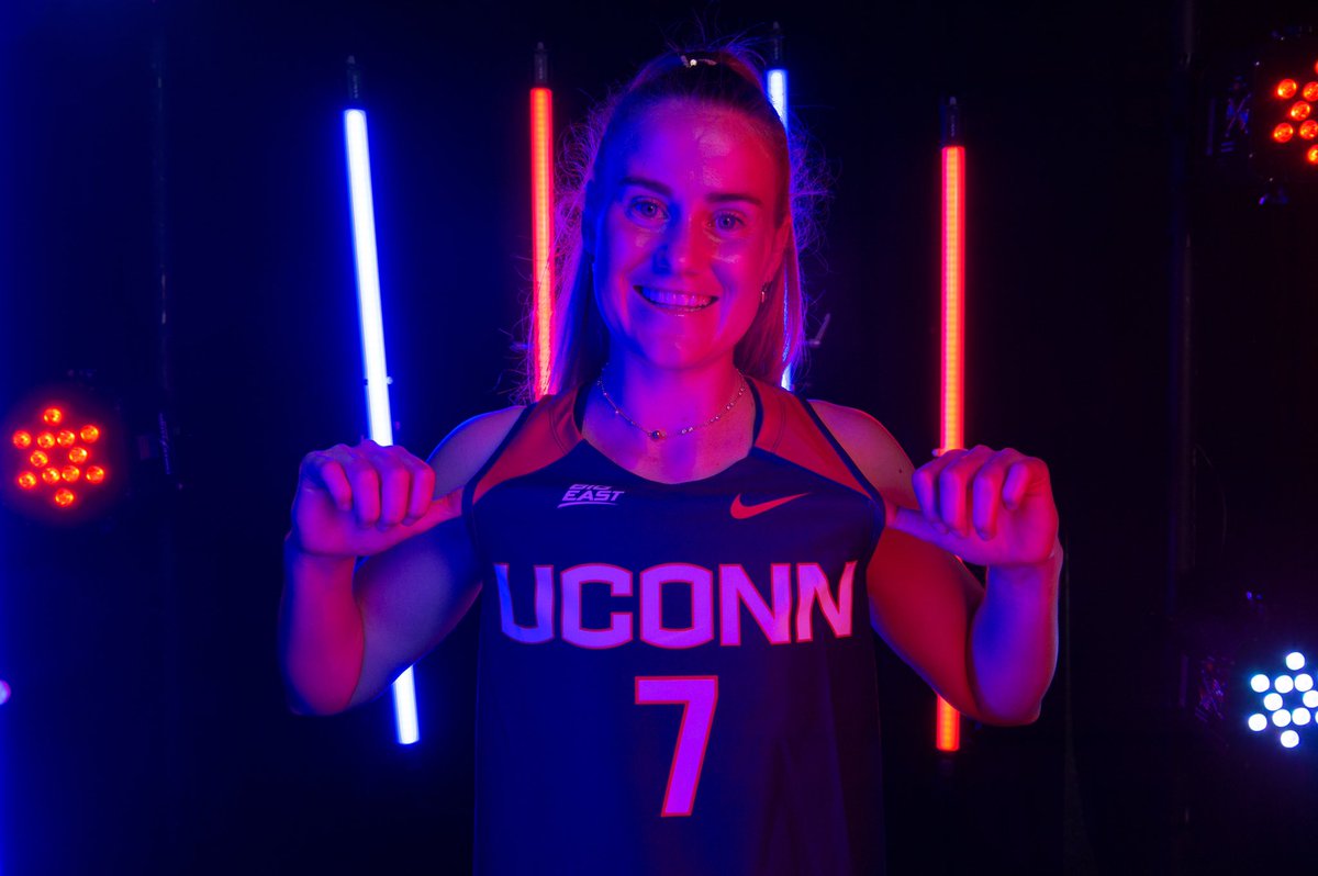 Frances Puts Us Ahead!!

First goal for the grad transfer gives #UConn lead in the first!

#UConn 1, Harvard 0