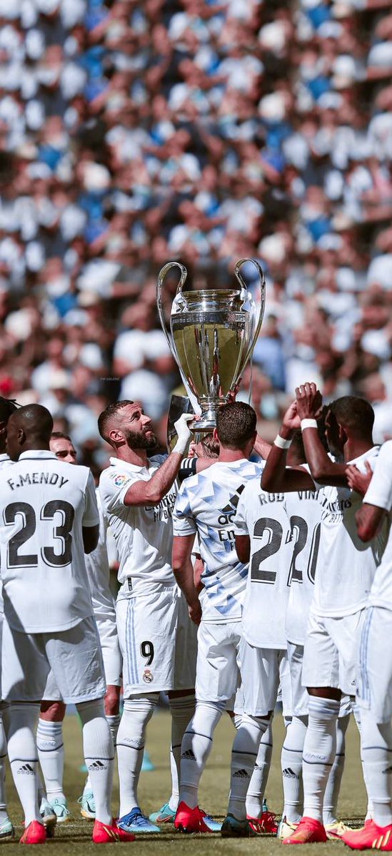 MH_1902's tweet photo. بعد خسارة ارسنال 
ريال مدريد اصبح هو النادي الوحيد في الدوريات الخمس الكبرى بدون اي تعثر 
👑👑👑👑👑👑👑 https://t.co/iKIIVFgieT