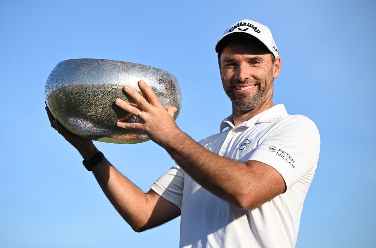 CallawayGolfEU's tweet photo. Oli’s winning #WITB:
#RogueST 🔸🔸🔸 8.5º Driver w/ Fujikura Ventus Blue 6-X shaft
#EpicSpeed SubZero 15º Fwy
#Apex UW 19º
X Forged UT 21º
X Forged ’18 4-9 Iron
JAWS MD5 46º, 52º & 58º Wedges
#ChromeSoftX Ball
@OdysseyGolfTour #WhiteHotOG 2-Ball Blade
#TeamCallaway | #GoRogue https://t.co/s7Ws08G2Ew