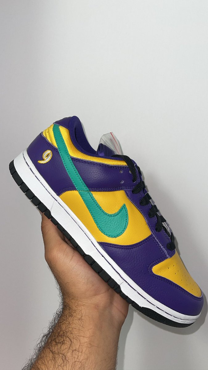 SneakerPyramid's tweet photo. Check us out for new inventory daily !
#steals #deals #sneakerpyramid https://t.co/tKUjqrA8th