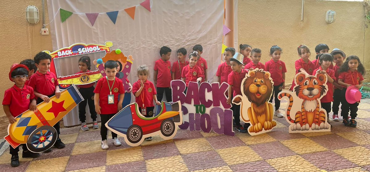 MoisActivities's tweet photo. ๐๐๐ชkgโs carnival at MOIS
#AcademicYear20222023
#children_happiness_success
#KGSection
#learn_today_lead_tomorrow
#school
#Back2School
#kindergarten https://t.co/r7piTog9re