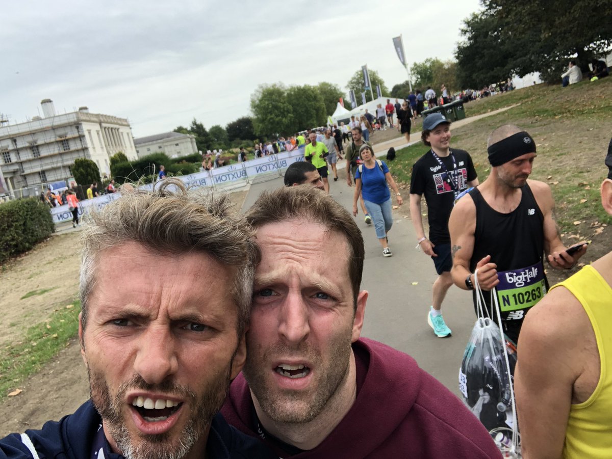 theLeeSide tweet media