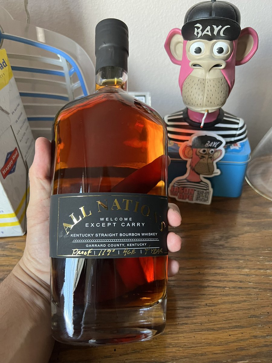TheeHustleHouse's tweet photo. Shout out to @BARRELXNFT for allowing me the privilege of being an ambassador and thank you for this amazing bottle of Whiskey! 

Can’t wait to enjoy this with my #nft family! https://t.co/foomvHz7Ac