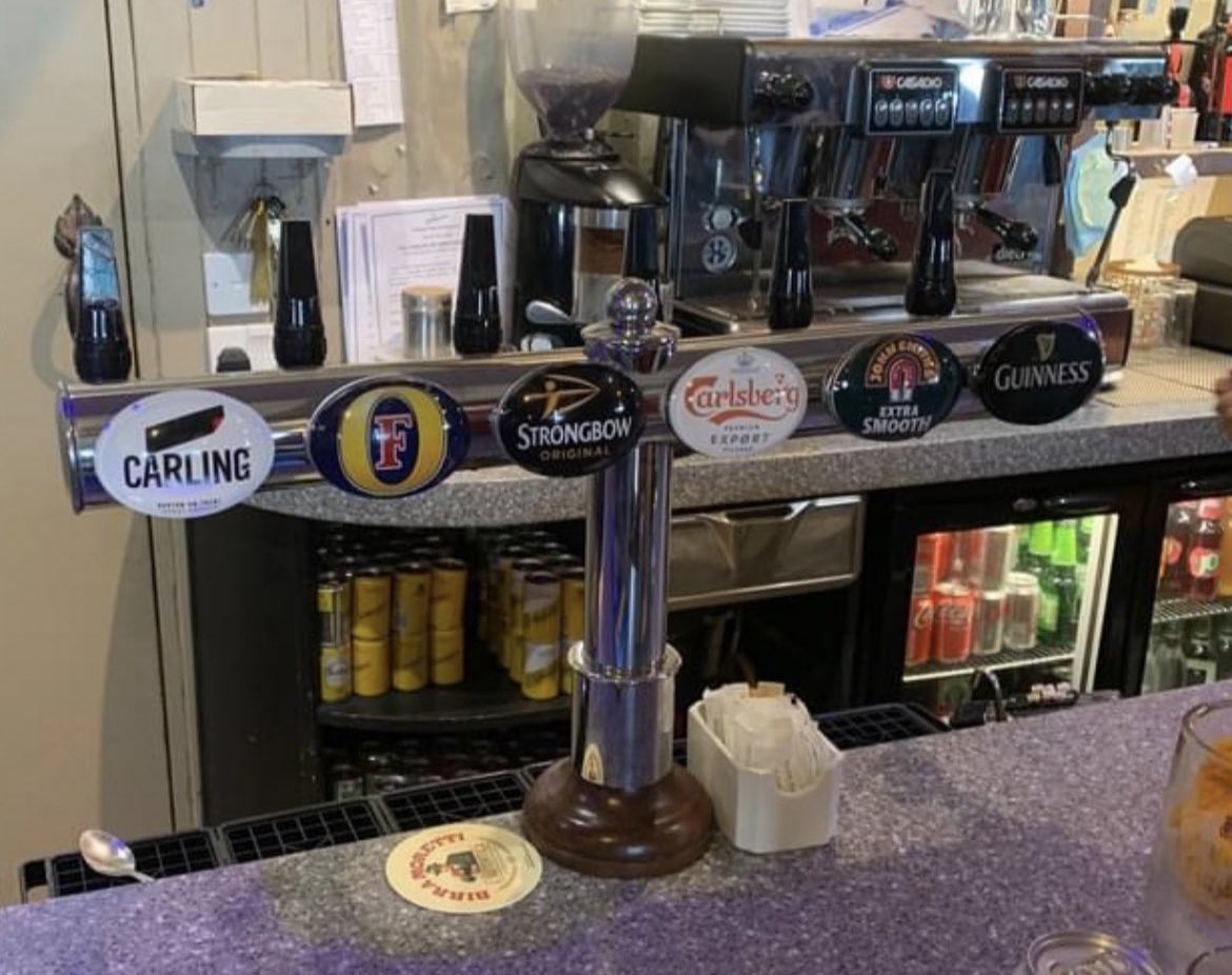 Is this the worst set of taps ever ?

If you could only drink one pint from this, which would you choose and why?