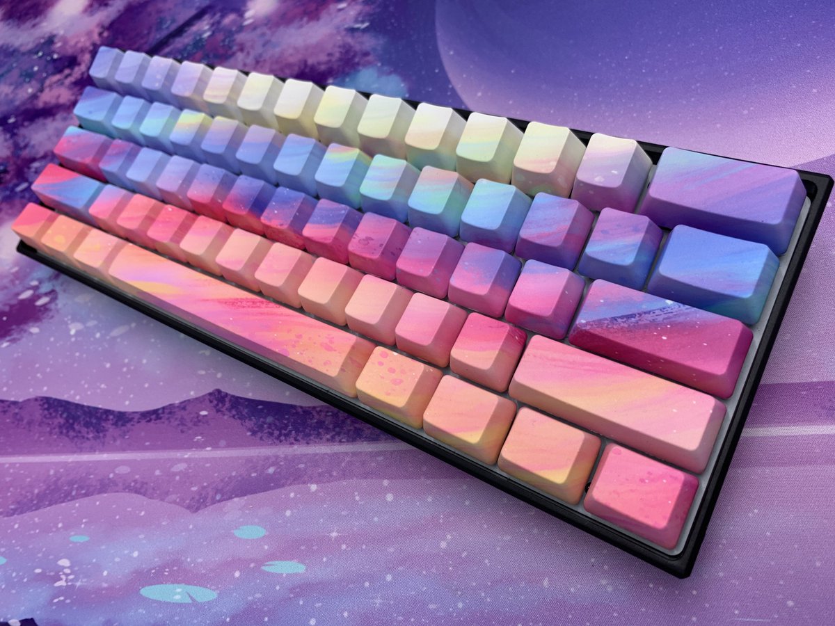 AlpheriorKeys's tweet image. Hey Gamers!! :D ITS GIVEAWAY TIME!!!🎉
Enter to win our Awesome Rainbow Sherbet Keycap Set OR our Celestial Gaming Mouse!!!

-Retweet &amp;amp; Like
-Follow Us 
-Comment

Good Luck💜 Winner Chosen TOMORROW!!!🥳