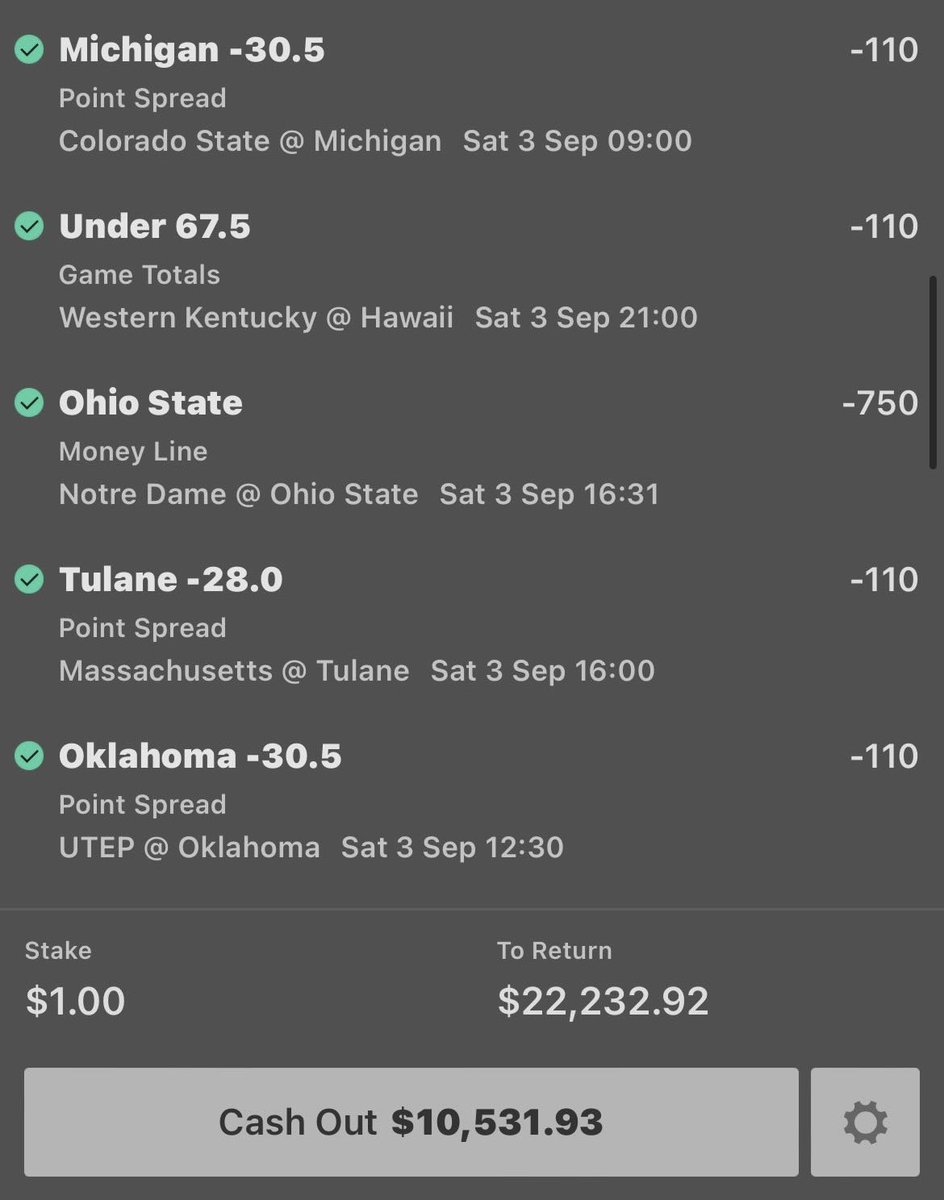 br_betting's tweet photo. $22K on the line from a $1 bet 🤯

Cash out or trust Clemson? 

(via _nicholasbell/IG) https://t.co/YPkYB9tHCf