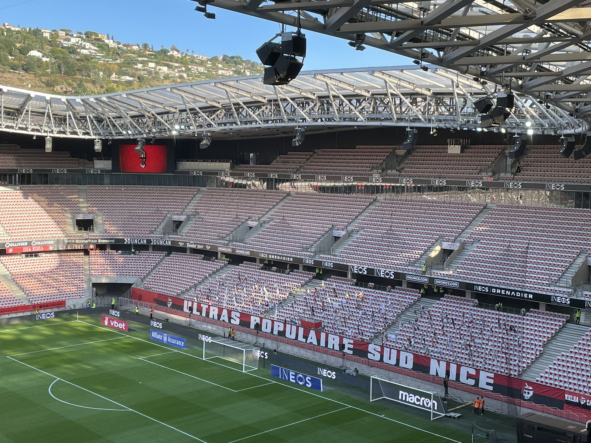 Maxime Bacquie 25 000 Spectateurs Attendus A L Allianz Riviera Pour Le Derby 400 Monegasques En Parcage Ogcnasm T Co Ka4wiig8um Twitter Maxime Bacquie 25 000 Spectateurs Attendus A L Allianz Riviera Pour Le Derby 400 Monegasques En Parcage Ogcnasm T Co Ka4wiig8um Twitter