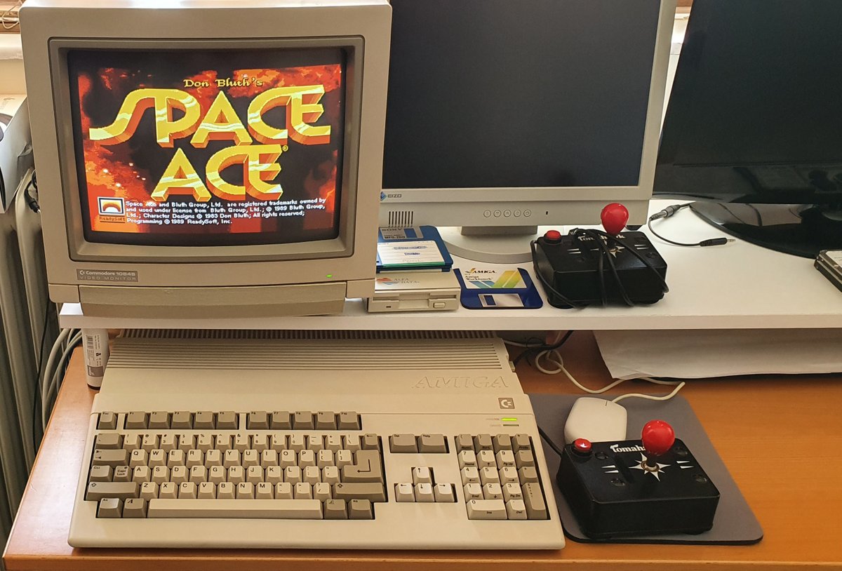 PanosRetroshowc's tweet photo. SPACE ACE! 😍
#RETROGAMING #retrogames #retrogame #retrogamers #retrogamer #RetroGameSearch #Videogame #videogames #videogaming #gamergirl #gamers #gamer #GamersUnite #oldschool #Gamerlife #amiga500 #actiongame #amiga #spaceace #readysoft https://t.co/aHiv1QDfMb