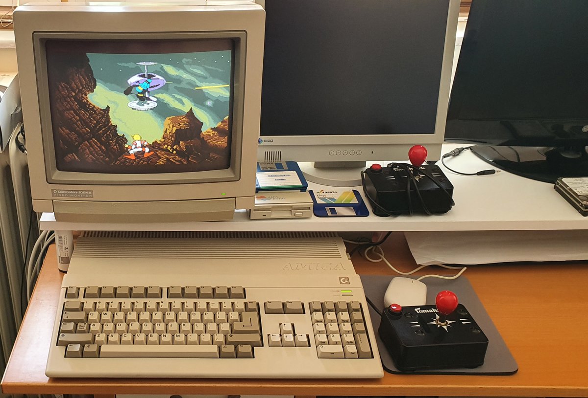 PanosRetroshowc's tweet photo. SPACE ACE! 😍
#RETROGAMING #retrogames #retrogame #retrogamers #retrogamer #RetroGameSearch #Videogame #videogames #videogaming #gamergirl #gamers #gamer #GamersUnite #oldschool #Gamerlife #amiga500 #actiongame #amiga #spaceace #readysoft https://t.co/aHiv1QDfMb