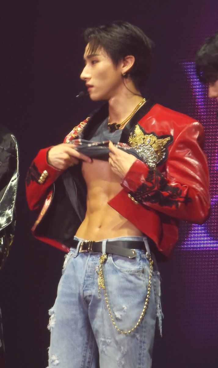 Legendary Kpop Abs ♂️ on Twitter: 