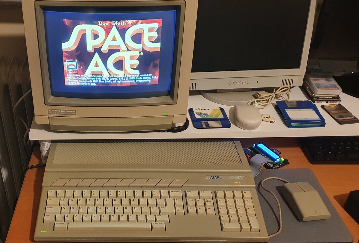 PanosRetroshowc's tweet photo. SPACE ACE! 😍
#RETROGAMING #retrogames #retrogame #retrogamers #retrogamer #RetroGameSearch #Videogame #videogames #videogaming #gamergirl #gamers #gamer #GamersUnite #oldschool #Gamerlife #atarist #actiongame #atariste #spaceace #readysoft https://t.co/FybwmUhCtn
