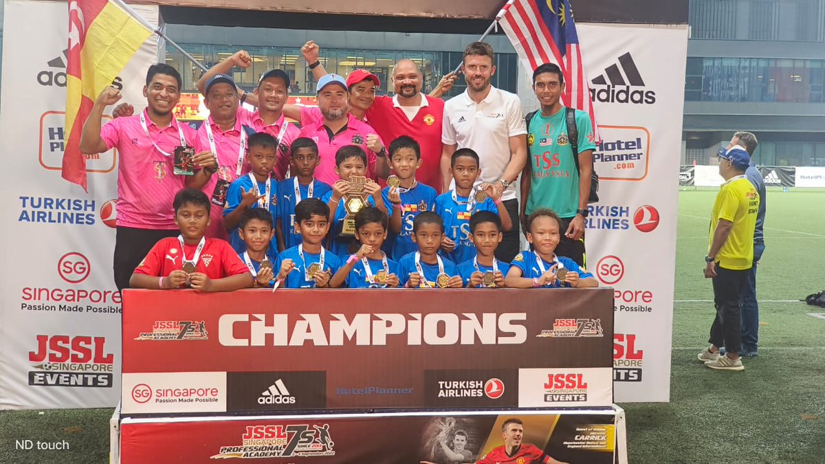 PapaQQs's tweet photo. We are King Of Asia! 
TSS SELANGOR MALAYSIA U9 CHAMPION #JSSL7s Singapore!
Congrats players, coaches, officials, caretakers, parents &amp; supporters!
@carras16 
#TSSFC
#TSSU9
#TSSSelangorMalaysia
#Grassroots
#grassrootsfootball https://t.co/HU87XHIAb1