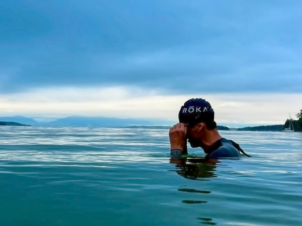 rokasports's tweet photo. Days are getting shorter. The air is getting cooler. That means it's time to break out the Maverick wetsuit for those early morning swims.
๐ธ: Hannes_Vom_Dach
#ROKATri #wetsuitseason #trigear #triathletes #athletesinaction #ironmantri #wetsuits https://t.co/NaVWP80wRV