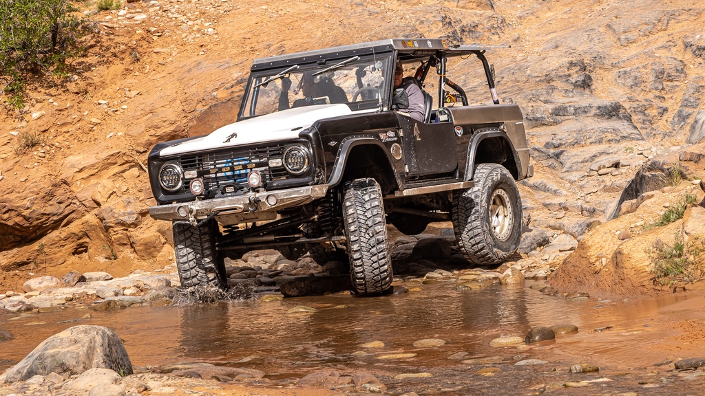 A little throwback to the Moab Bronco Safari.
⁠
#tomsoffroad #moabbroncosafari #moabutah #classicbronco #vintagebronco #earlybronco #custombronco #broncobuilder #leadingthetrailsince76