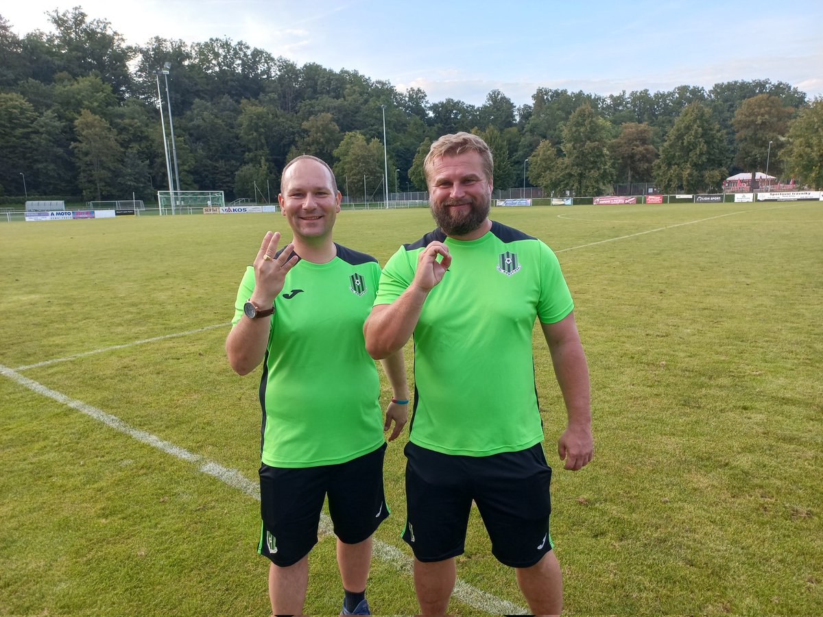 fcrokycany's tweet photo. Trenéři 🅱️-týmu #FCRO dnes mohli být s výkonem svých svěřenců spokojení. Vyhráli totiž nad Malesicemi 4️⃣:0️⃣. https://t.co/80rl3YRUvz