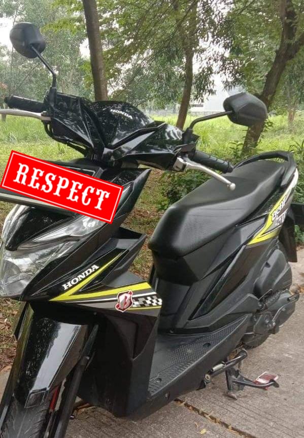 bobby_risakotta's tweet photo. Bantu RT ya 🙏

Teman saya, Coco Winarty sedang mencari Orang yg brnama Edi.

Sejak 29 Aug 2022, motor Honda Beat B 4540 SFG dipinjam oleh Edi dgn alasan mau jemput anak di Pancoran, sampai skarang motor belum dikembalikan &amp; WA checklist 1, bantu UP ya sampe ni orang ketemu, tks https://t.co/2U7ulglCpR
