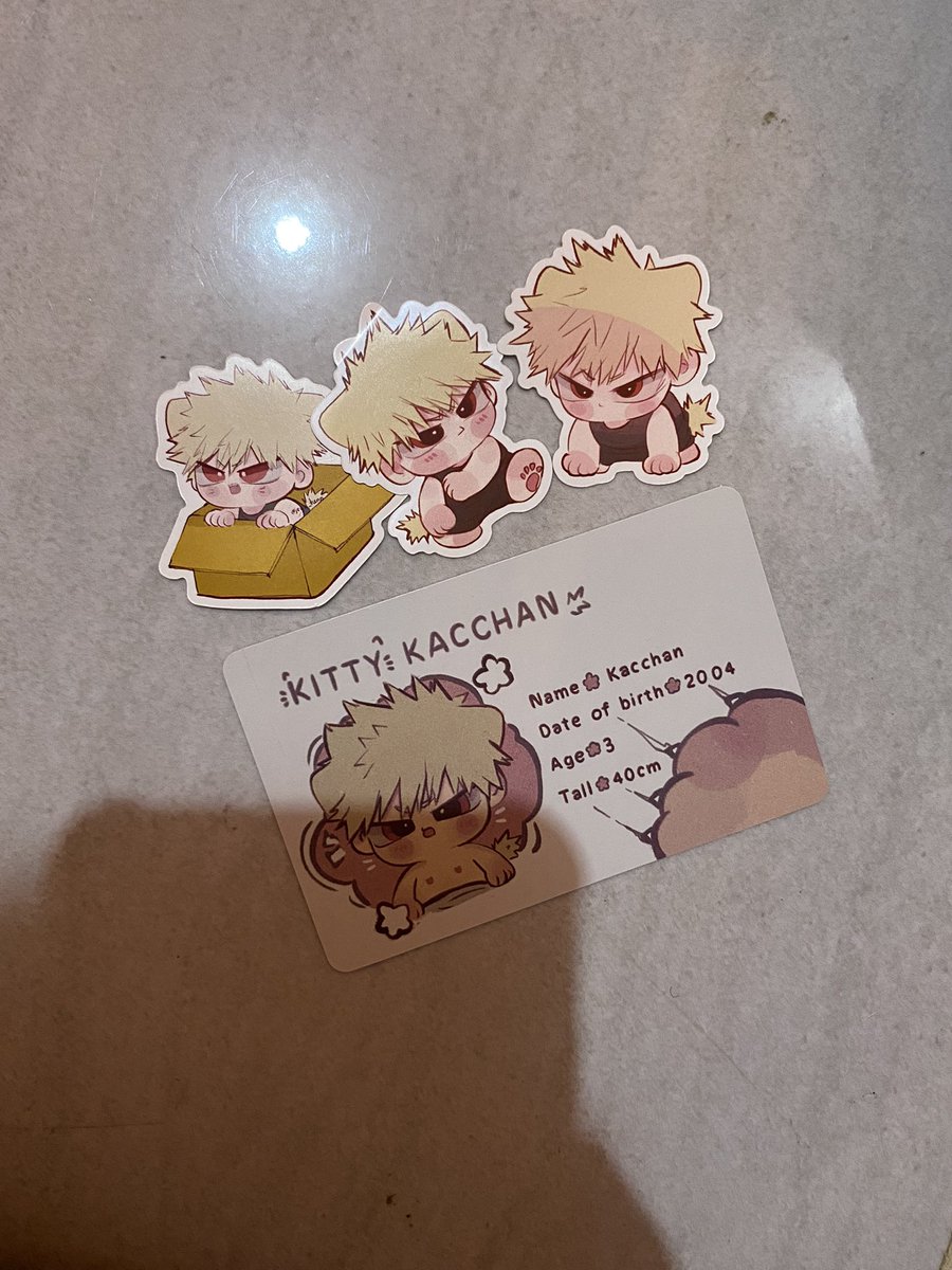 dymanight's tweet photo. The freebies is so cute 🥺❤️ https://t.co/Ee2OhsHX3d
