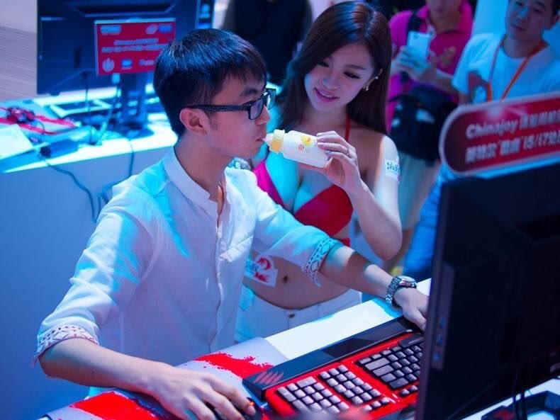 tentisback's tweet image. this is literally all im asking for