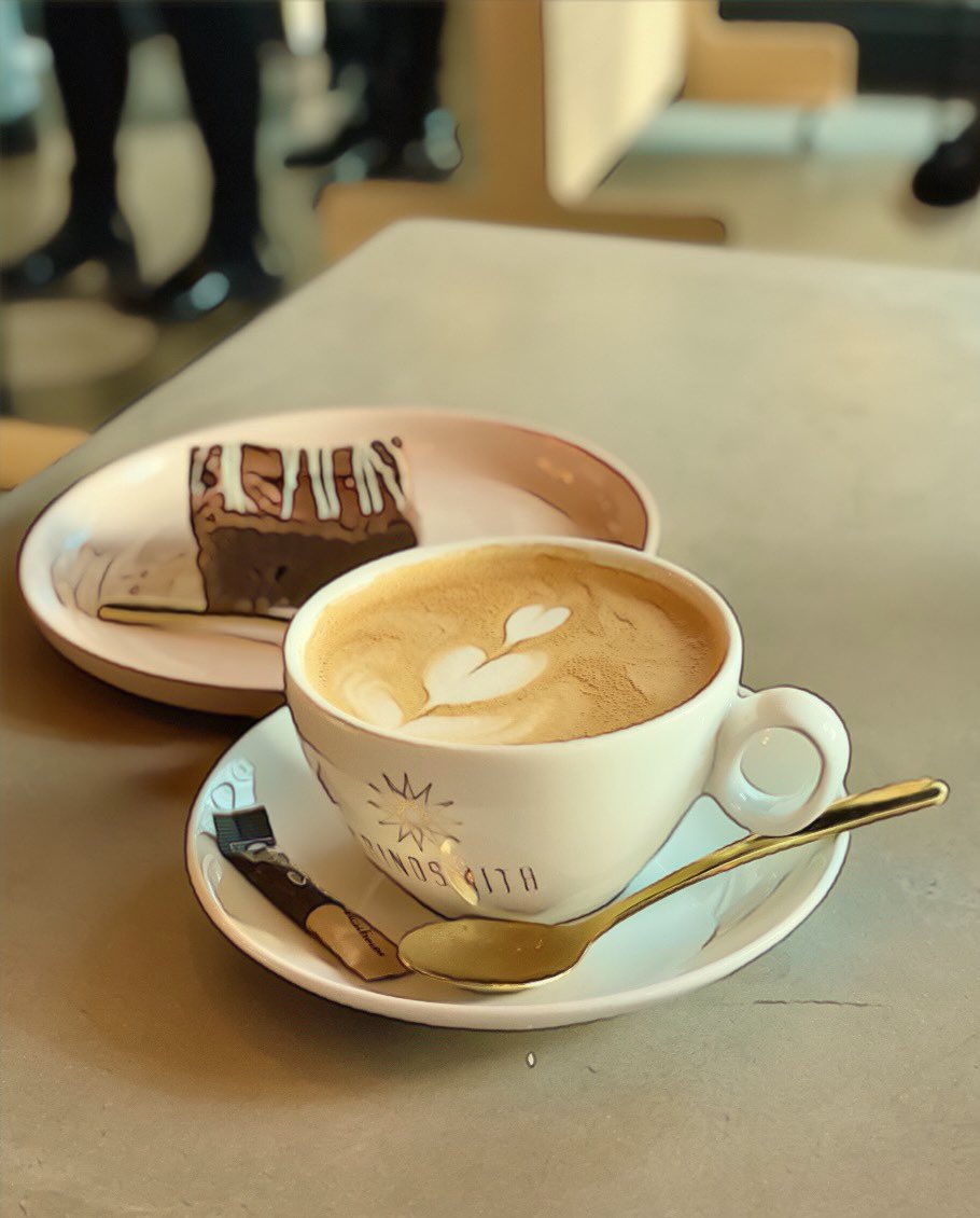 I spent the day riding the Metrolink in Manchester. During a break at Media City, I headed to <a href="/Grindsmiths/">Grindsmith Holdings</a> for coffee and a brownie. 

A year of coffee cup images edited with the Prisma app. 

#supportlocal #manchestercoffee #prismaapp