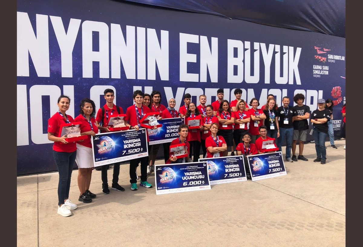yenisehirmem_33's tweet photo. Yenişehir İlçemizin  #TeknofestKaradeniz takımları Türkiye dereceleri ve ödüller ile dönüyor. 
✅Eyüp AYGAR FL 1.lik
✅Eyüp Aygar FL TÜBİTAK 2204D 3.lük 
✅İSU HYDRA takımı 1.lik
✅Şehit Kübra Kız AİHL  2.lik 
✅Yenişehir BİLSEM mansiyon
@tcmeb @MersinMEM
@AdemKoca46 @necmidinc https://t.co/o0anfObtlO