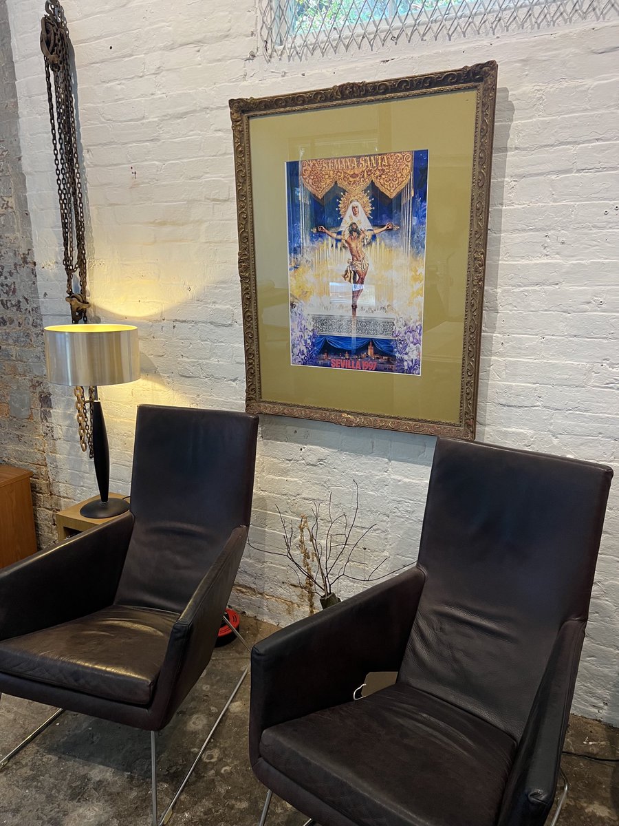 armadillofitter's tweet photo. Chairs by Heals, lamp by Heals, picture brought back from Seville.
Libbi, Brighton Rd, Pease Pottage, RH119AD https://t.co/7Lh35eyC6q