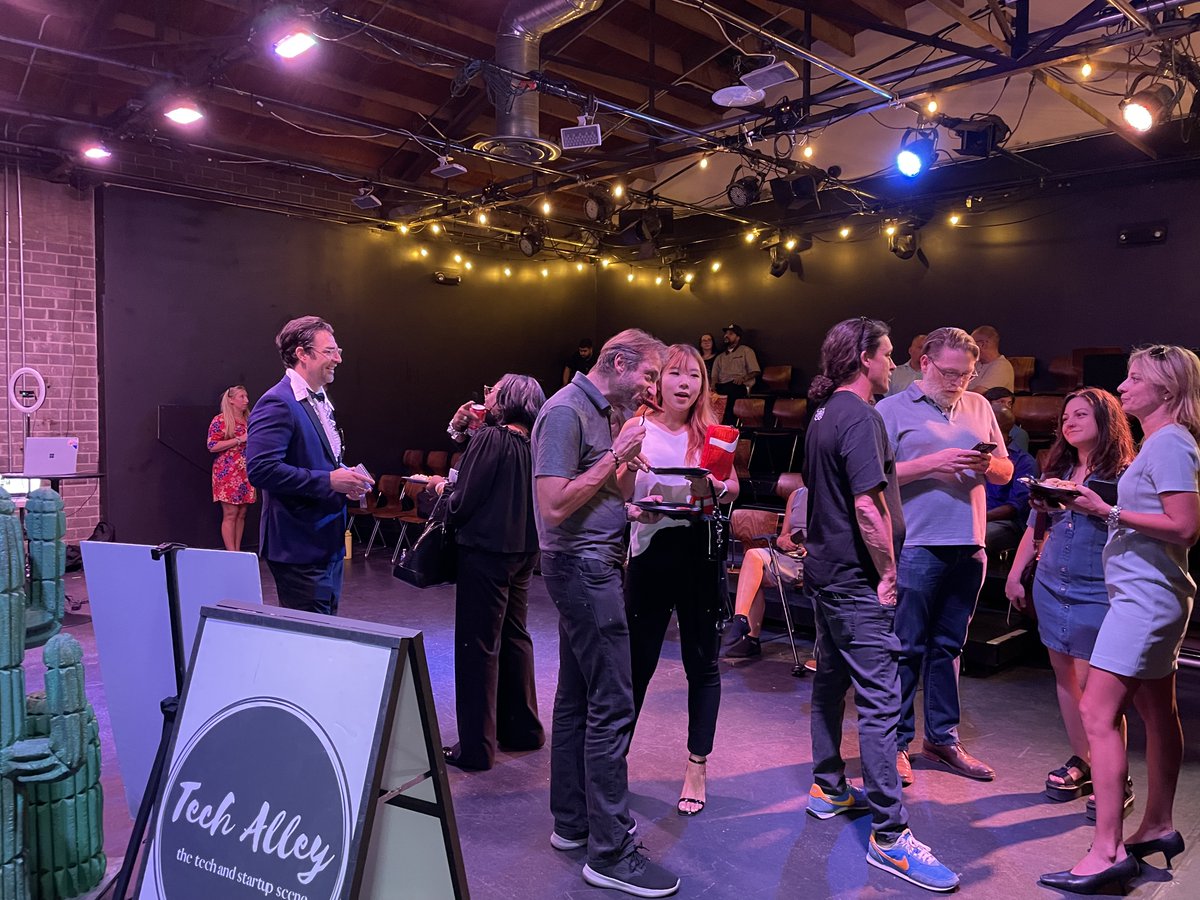 StartUp_Nevada's tweet photo. Great event! StartUpNV joined the community at Tech Alley to kick off the first @Founders_live - Las Vegas where 5 startups pitched to a global audience!
Thanks @TechAlleyEvents and to Founders Live for making Vegas the next FL Community!
#startups #TechAlley #FoundersLive https://t.co/EvDk72Eb2p