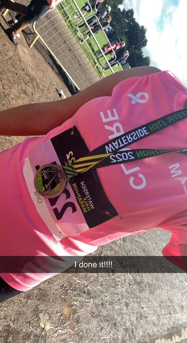 orla_lynch's tweet photo. From not even being able to run a mile to completing my first half marathon for a cause close to our hearts is a feeling I’ll never forget💗 #teamclaire https://t.co/NQ8zftxYQD https://t.co/t96fth85DK