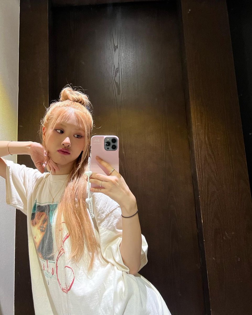 baaaangMina's tweet photo. Lo bonita que me he levantado hoy 😌💕 https://t.co/ZaXMcT2A9Y