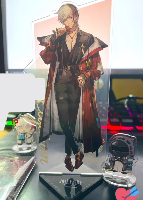 He's so handsome and big and long and t 