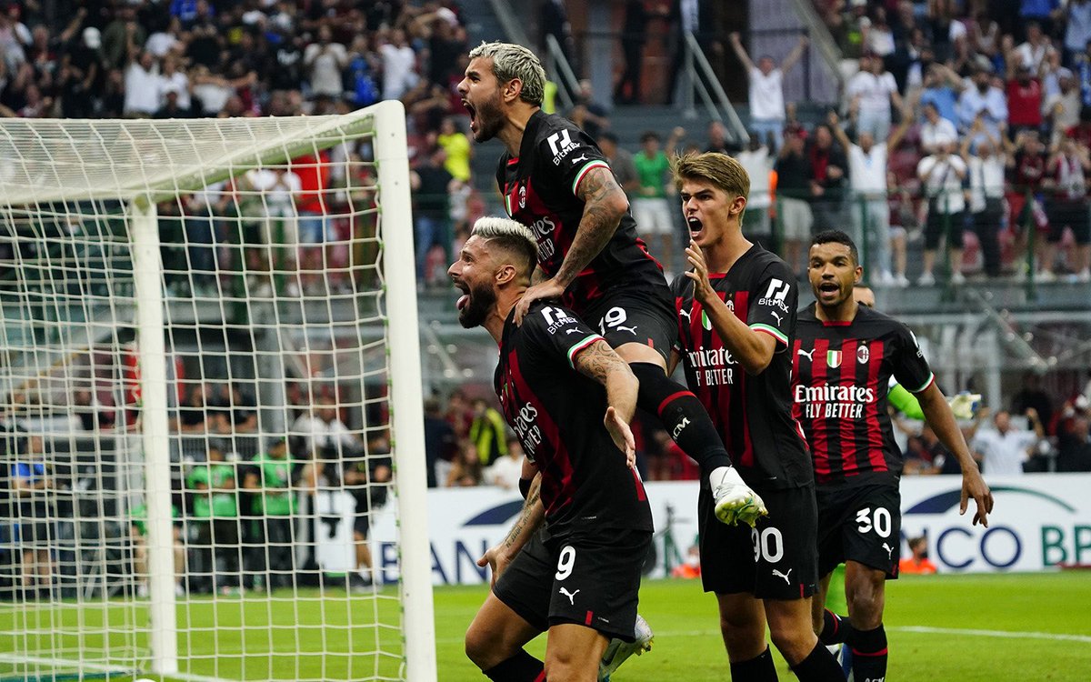 TheoHernandez's tweet photo. Milano è…❤️🖤 https://t.co/xAdQDjG2ao
