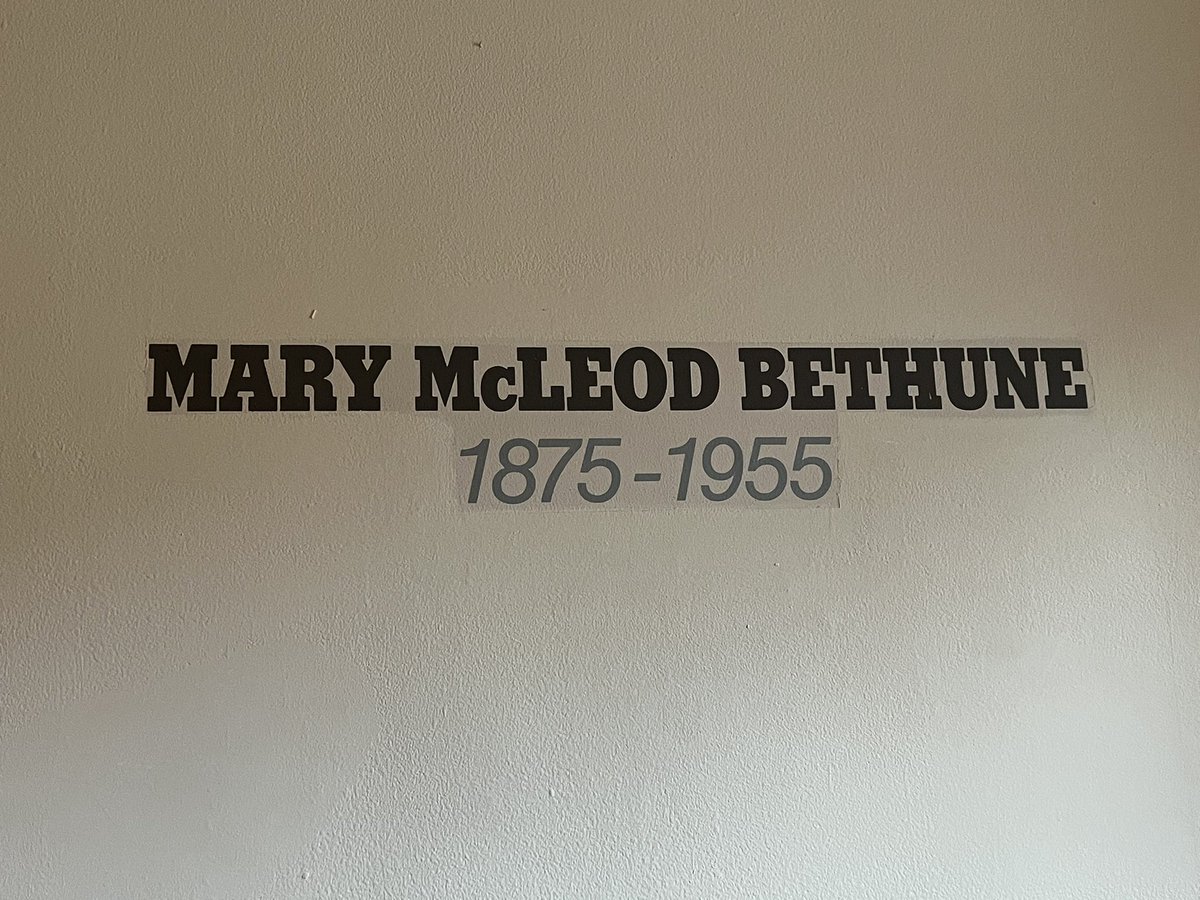 collodi's tweet photo. Yesterday’s adventure #1
We learned the incredible story of Mary McLeod Bethune at @bethunenhs about whom I was completely ignorant.
NPS site #151/423
#FindYourPark #KeepExploring #NationalParks #BrownSigns #CollodiAdventures #WashingtonDC https://t.co/p8VqNLpsYE
