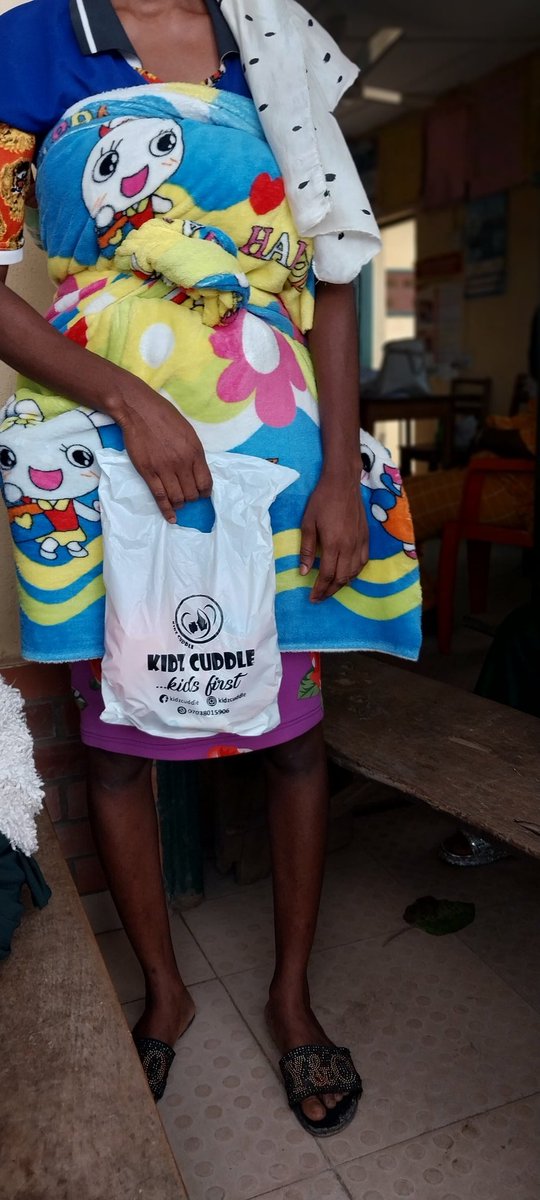 kidzcuddle's tweet photo. Gifts were shared to pregnant women and mothers which were gladly accepted.

There were favorably responses from the participants. https://t.co/KgXnQyOgby
