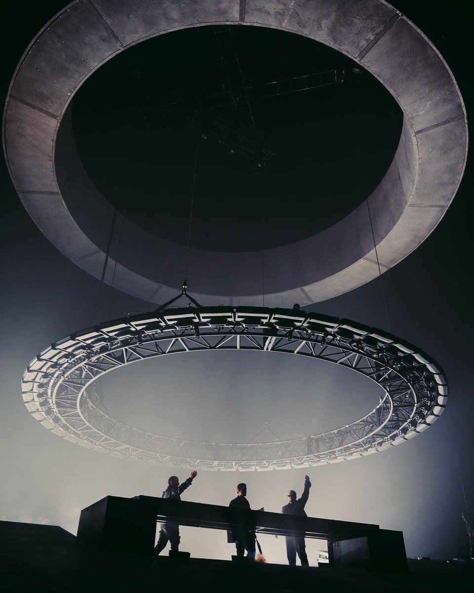swedishousemfia's tweet photo. Serious vibes in Vegas this weekend! Next up..San Diego! https://t.co/XLzvL9sOR7