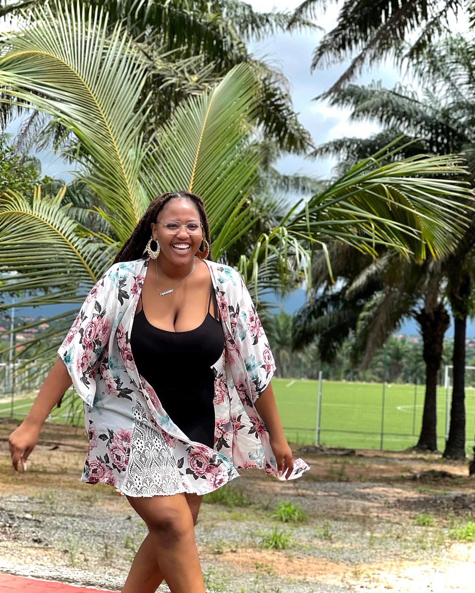 KaatyDiallo's tweet photo. 🌴+☀️+💁🏽‍♀️=🥰
Un week-end vraiment 🥹♥️ https://t.co/xAscPkE2ew
