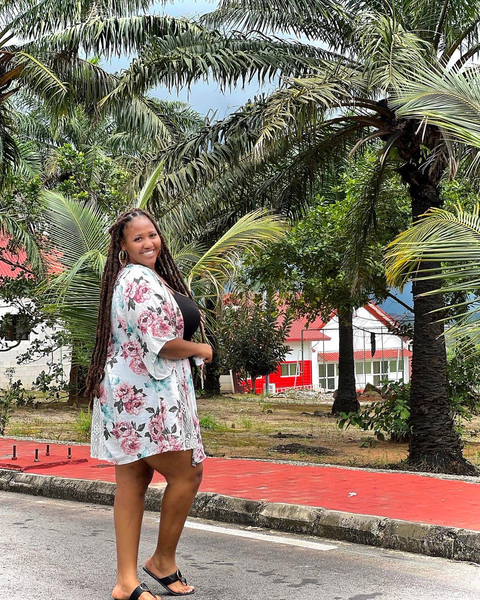 KaatyDiallo's tweet photo. 🌴+☀️+💁🏽‍♀️=🥰
Un week-end vraiment 🥹♥️ https://t.co/xAscPkE2ew