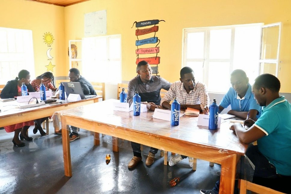 GSF_RC's tweet photo. For the second day of the retreat, our leadership team @GSF_RC had time for group discussions and came up with the outcomes of the retreat.
#LeadToEmpower #teamwork #TeamWorkPower https://t.co/K2NUTedVc6