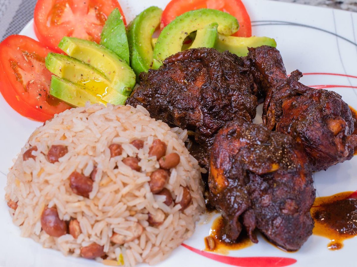 CookingwithRody's tweet photo. Subiendo mi vídeo #polloensalsanegra #polloensalsa #chickenindarksauce #cookingwithrody #thruvisualmedia #507pty #panama #caribbeanfood #carribean #foodies #foodiesofinstagram #foodiesofyoutube #cookingvideos #cooking #chickenrecipes #chickenrecipe #yummy #yummyfood https://t.co/AK08ZDBWCQ