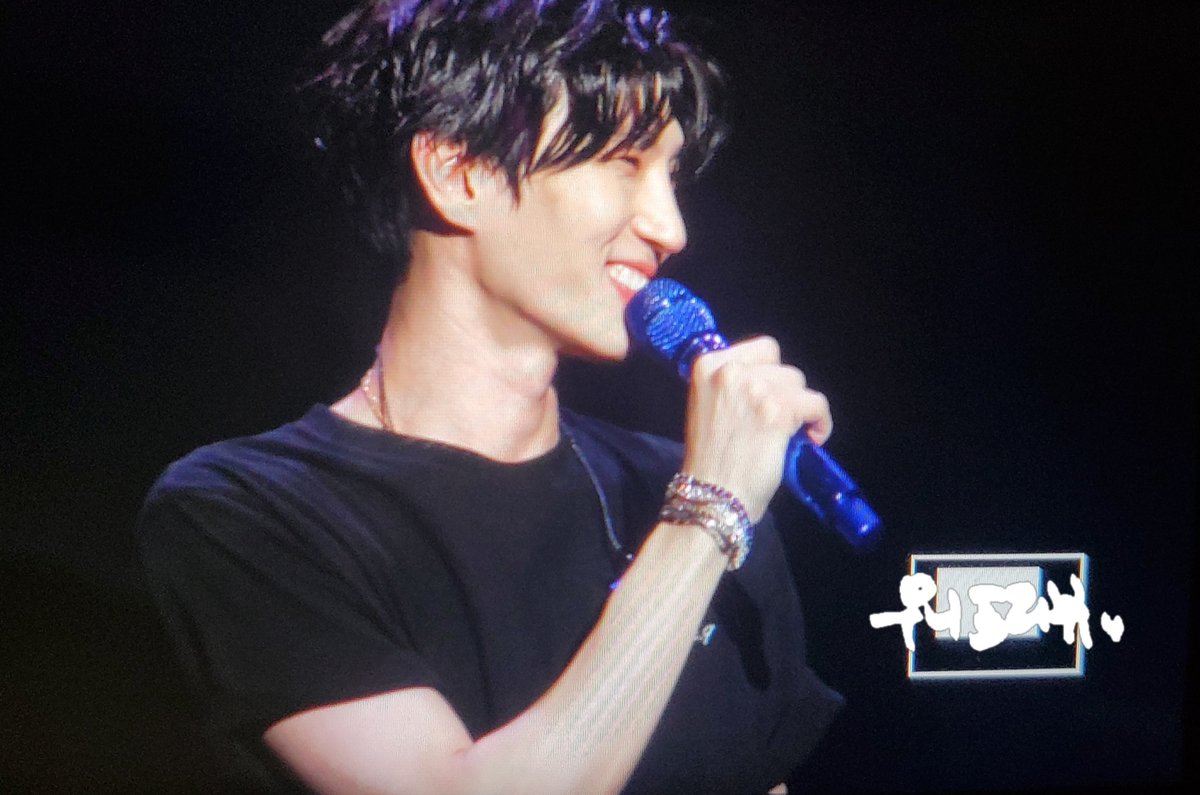 RADIANT_VIXXLEO's tweet photo. 220904 Piano man 막공 preview 

오래가자 오래보자 잊지않을께 
언제까지나 그렇게 웃어줘요 내 뮤즈💗
#택운 #정택운 #레오 #VIXX #Losing_game https://t.co/9mz1NhVjwT