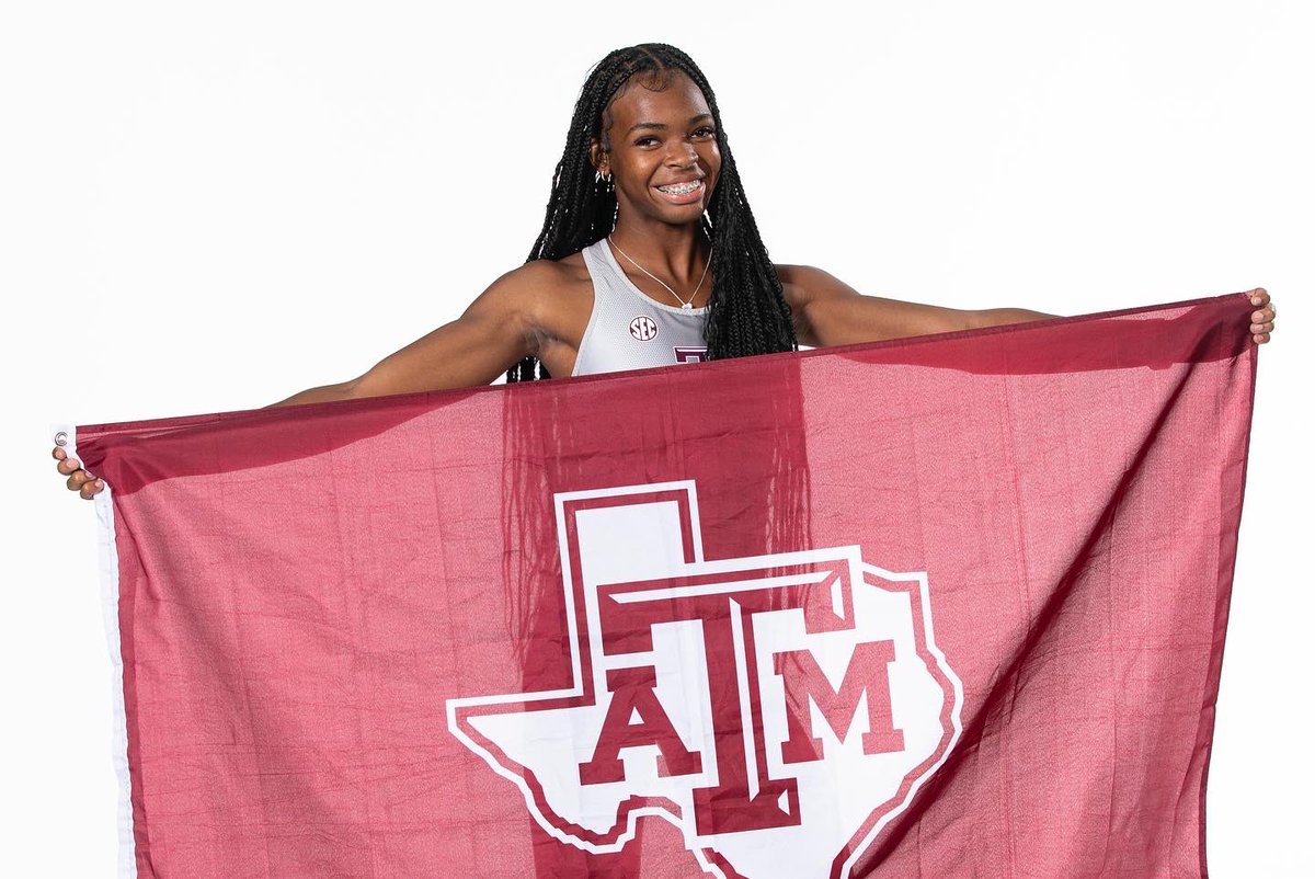 morgandavis1008's tweet photo. Had a amazing offical visit this weekend at Texas A&amp;M. Thank you so much @MarioSategna and @aggietfxc for having me there. #firstoffical #notcommitted https://t.co/NgKfb24hdY