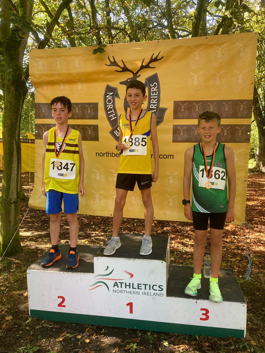 Patsyatclon's tweet photo. Well done Molly and Rory.  3rd girl and 3rd boy in today’s @laganside10k kids 1 mile race. @LarneGSsport #ballymenaandantrimac https://t.co/iV0cY7gFmK