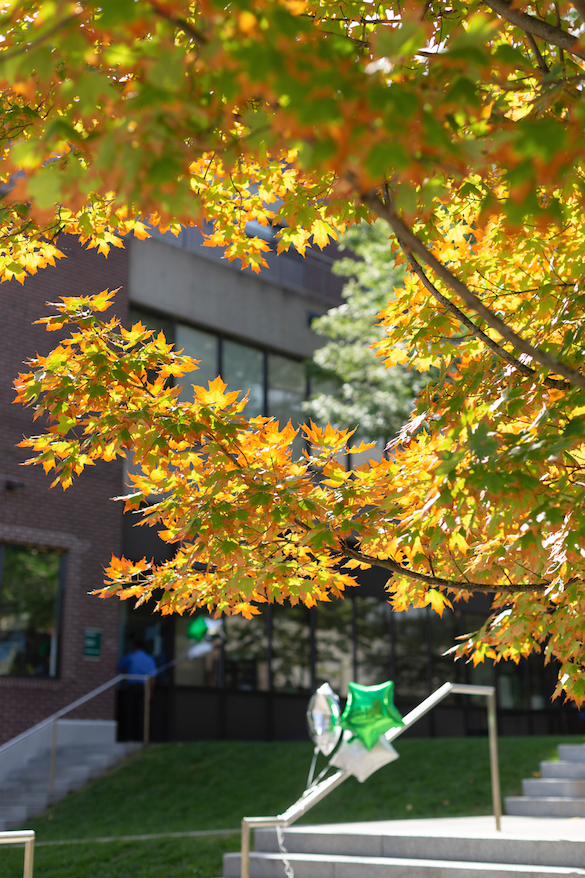 lesley_u's tweet photo. Beautiful weather and big smiles for #LesleyMoveIn! Thank you to our amazing community for showing up and welcoming our new Lynx family to campus! ππ»π
#WelcomeToLesley #Cambridge #MoveInWeekend #CambMA #LynxNation #FallSemester #LesleyUniversity
π·: Ali Trepanier '22 https://t.co/SxWRpe6Mfq