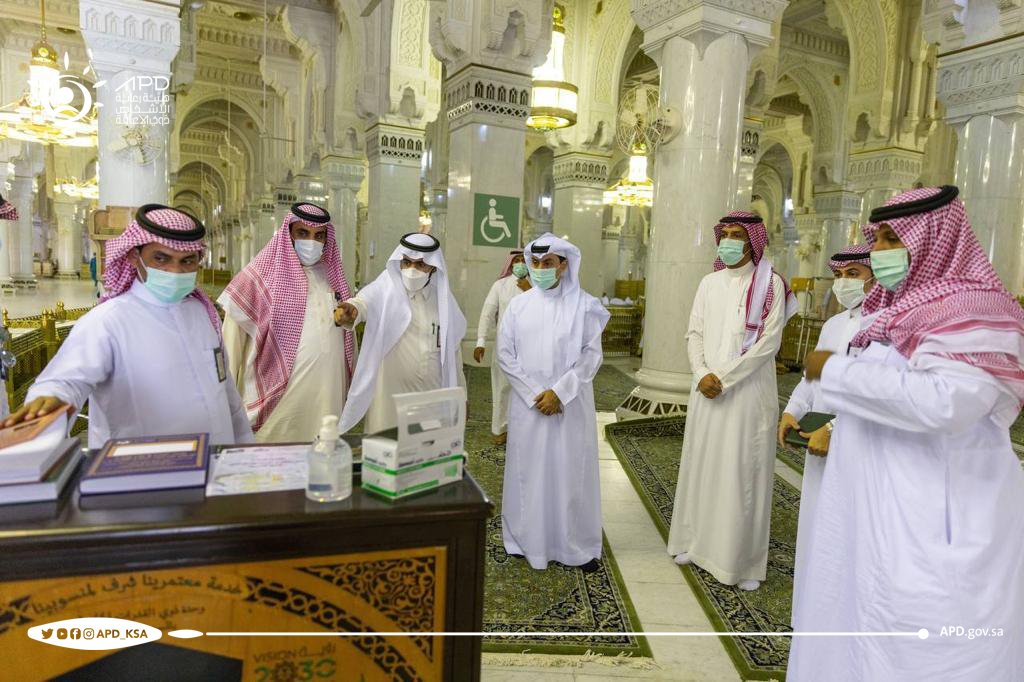 APD_ksa's tweet photo. #هيئة_رعاية_الأشخاص_ذوي_الإعاقة تطلع على الخدمات المقدمة للأشخاص ذوي الإعاقة في المسجد الحرام، وتبحث سبل تعزيزها مع الرئاسة العامة لشؤون المسجد الحرام والمسجد النبوي @ReasahAlharmain https://t.co/wo9QNjXQNn
