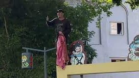 ⚠️⚠️Recuerdan al cubano que protestó hace meses en el boulevard de San Rafael... se llama Carlos Díaz González y hoy se ha declarado en huelga de hambre desde la prisión de Cienfuegos donde se encuentra por pedir libertad en una calle de Cuba... no olvidamos!
#LosQueremosLibres